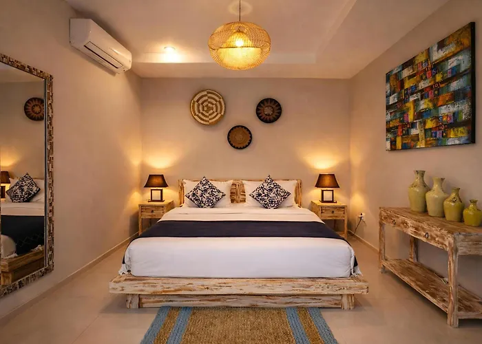 Amaluna Iv - 3bdr, Private Pool, Near Center *